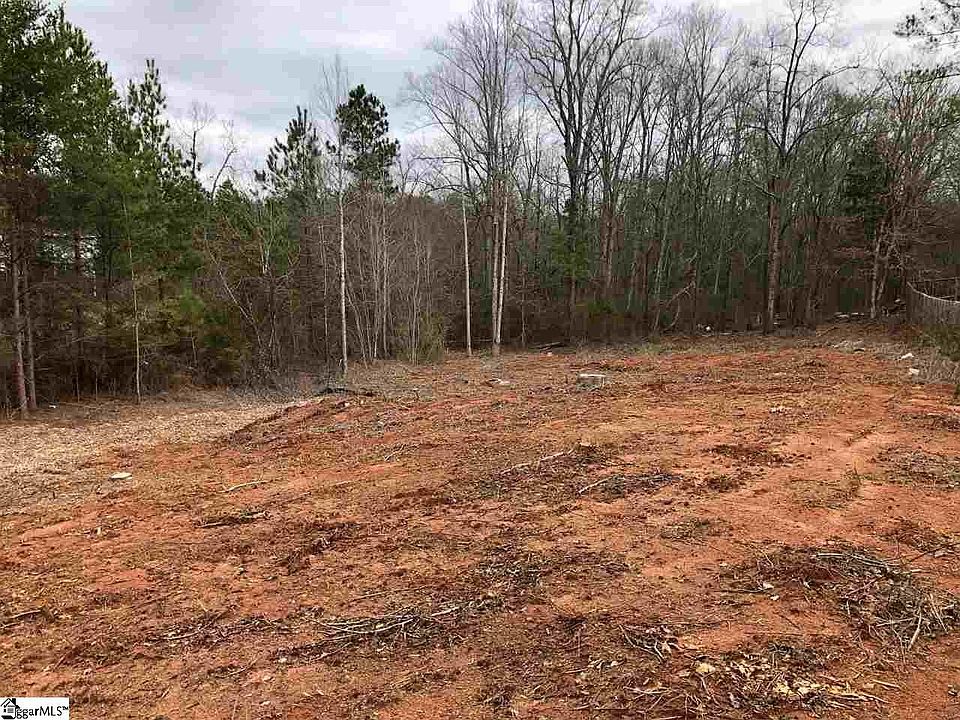 2nd image of 110 Carson Creek Dr