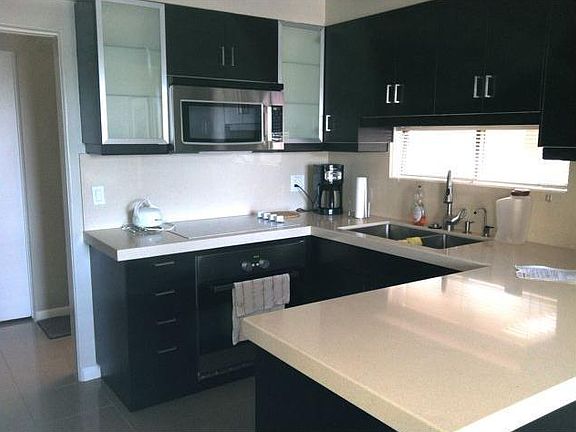 3rd image of 2130 Vallecitos St #148