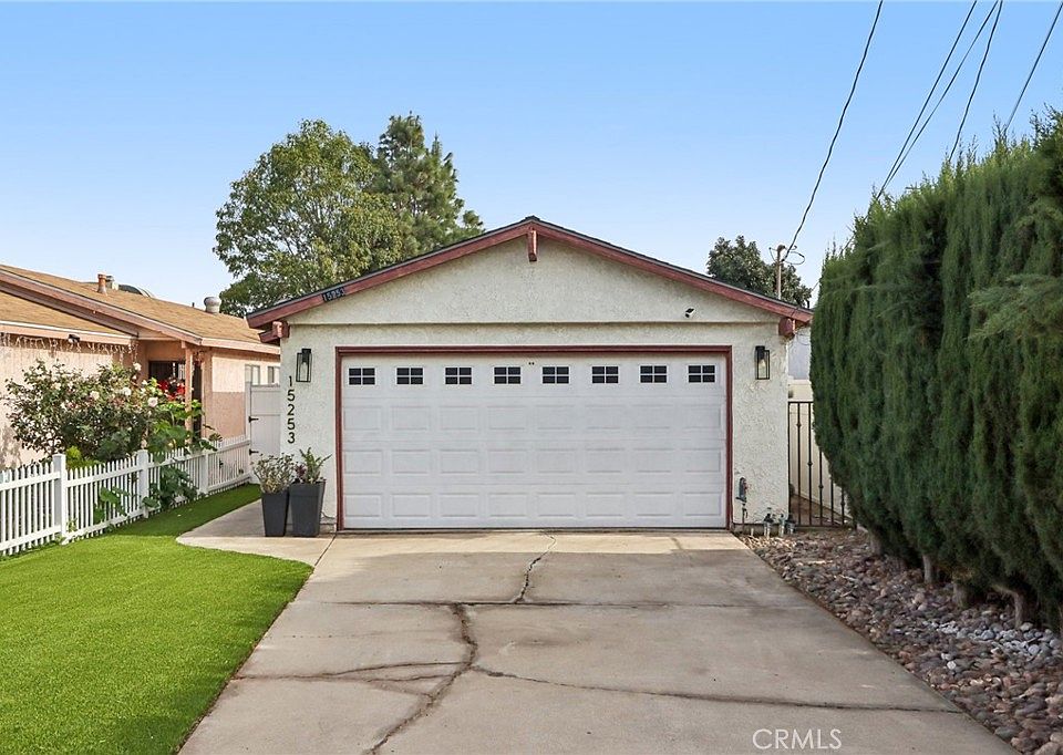 1st image of 15253 Monterey Ave