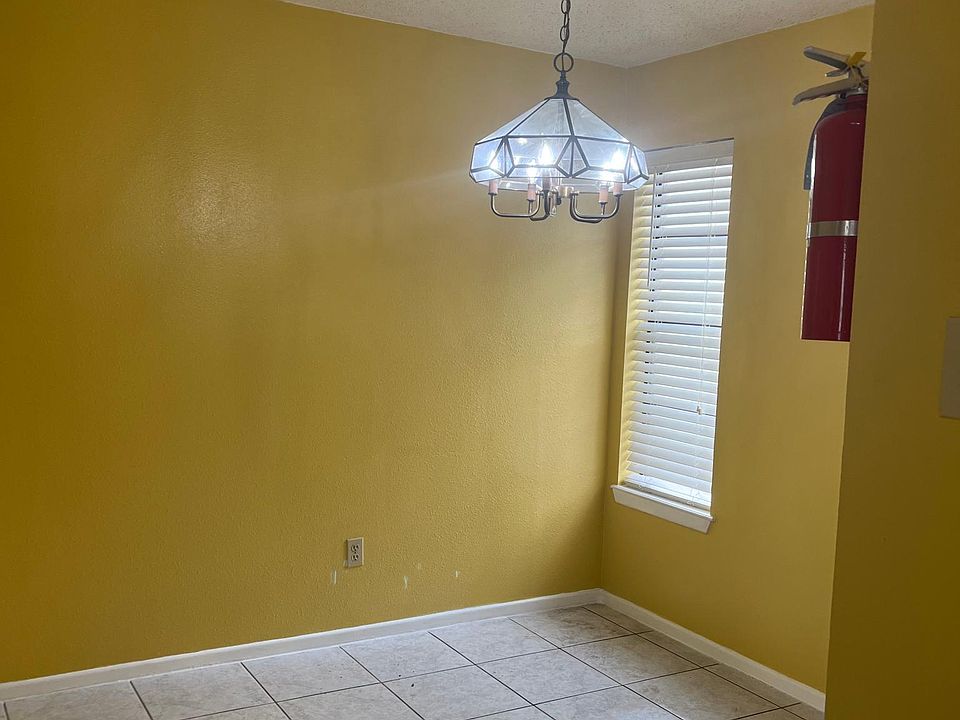 1st image of 100 E Aurora St #406