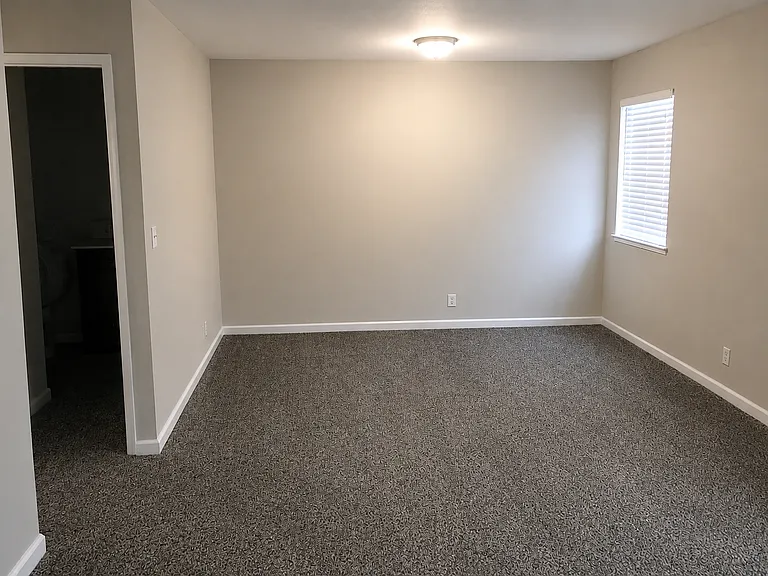 2271 Tomlin Way — Photo 11