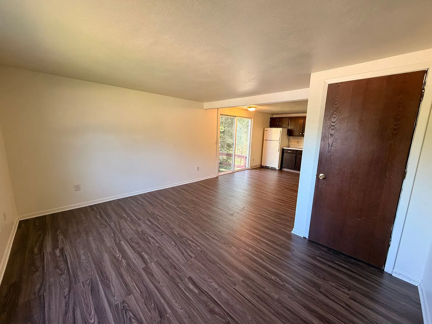 38 - 40 Northside Dr. — Photo 2