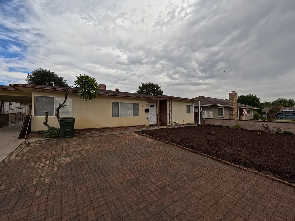 255 W La Verne Ave