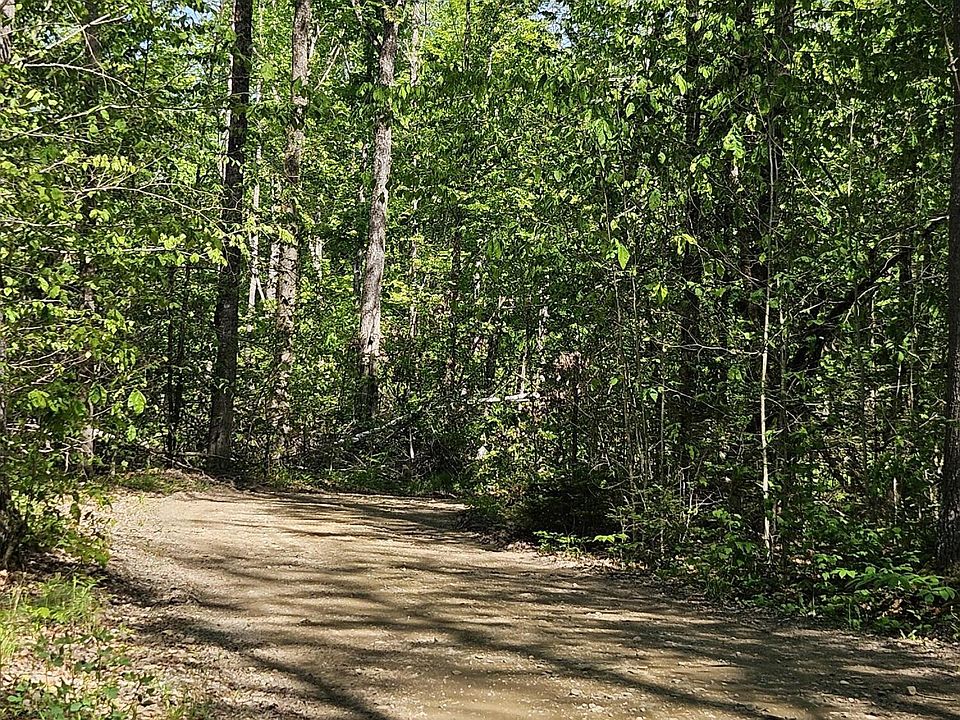 2nd image of 299 Etna Pond Lane