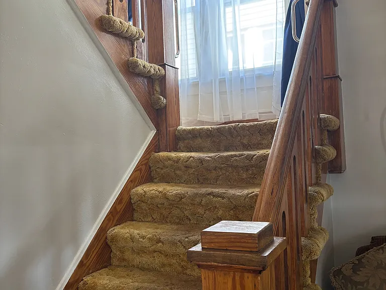 546 Harold Ave — Photo 15