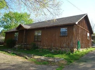 107 Walnut St, Clifton, TN 38425