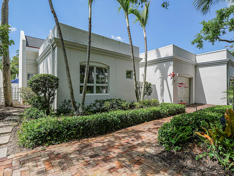 8367 Baytree Dr #8367