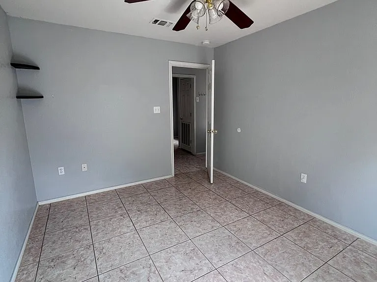 2148 La Jolla St — Photo 11