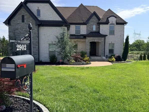 2902 Carisbrooke Dr, Mount Juliet, TN 37122