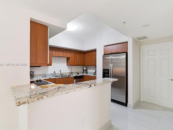 5th image of 888 S Douglas Rd APT 404