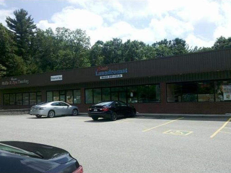 2nd image of 732 Main St