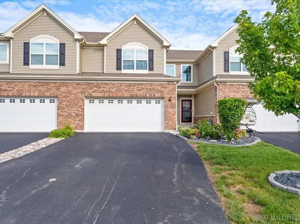 15114 W Quincy Cir, Manhattan, IL 60442