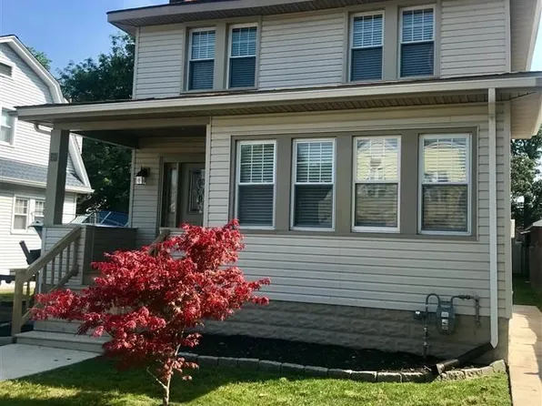 28 E Dawes Ave, Somers Point, NJ 08244