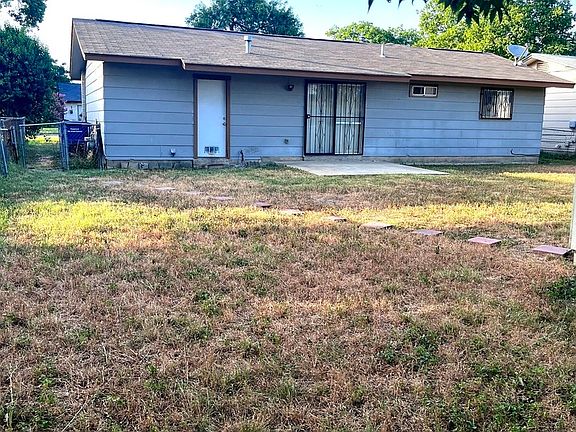4th image of 4706 Belinda Lee St