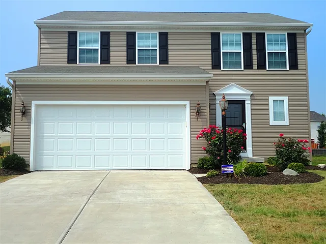333 Parrott Ct — Photo 1