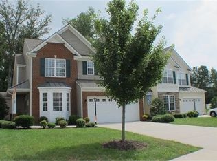 1207 Providence Knoll Dr, North Chesterfield, VA 23236
