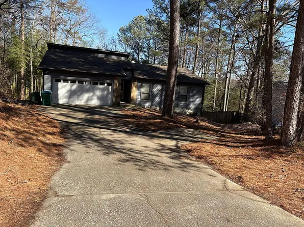 2660 Hewatt Rd, Snellville, GA 30039
