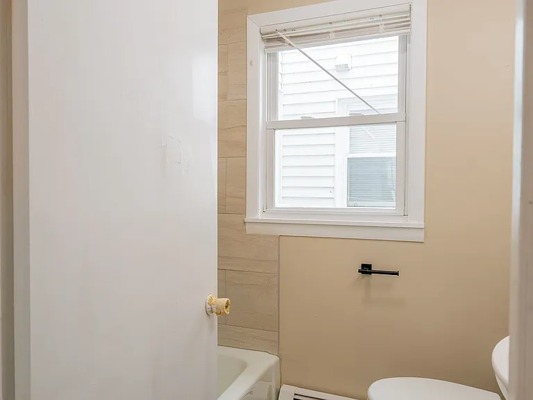 77 Bridge St #1 — Photo 5