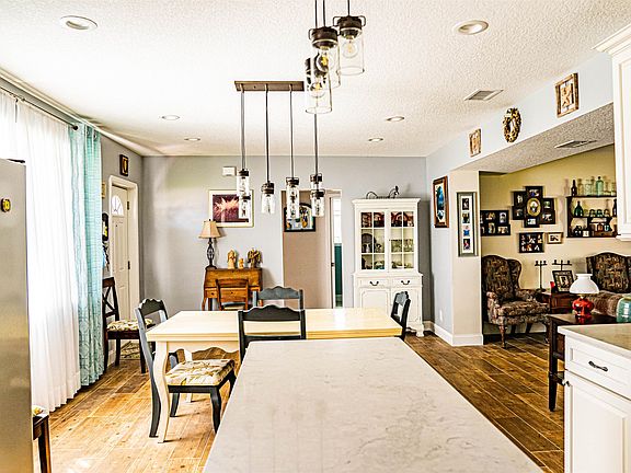 4th image of 41 Coquina Ave