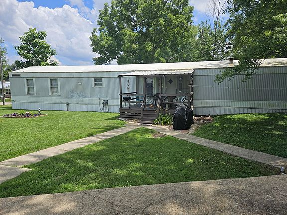 2nd image of 1005 E 5th Street