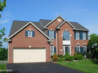235 Creek Walk Dr, Walkersville, MD 21793