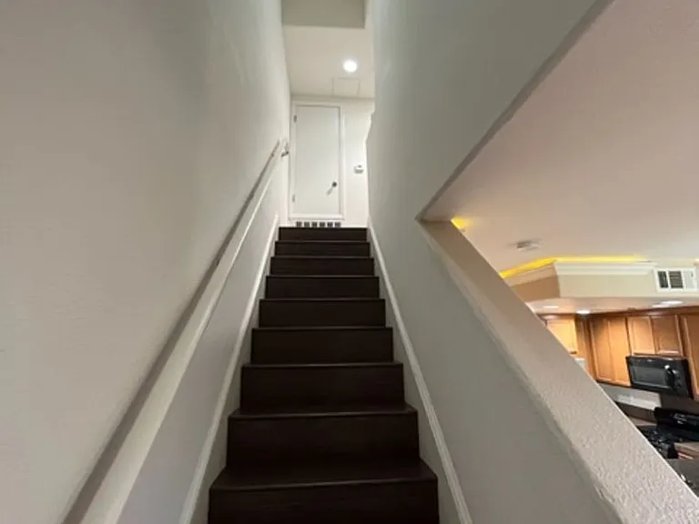 838 Tarragon Ln — Photo 8