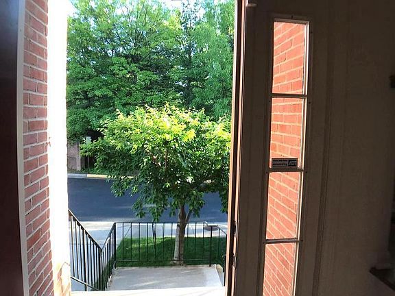 2nd image of 6160 Darleon Pl