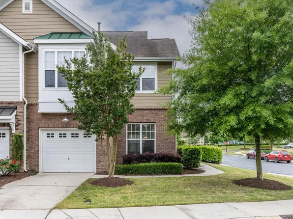 9149 Bunnwood Ln, Raleigh, NC 27617