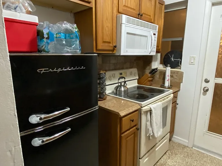 8346 Dorothy Ave — Photo 5