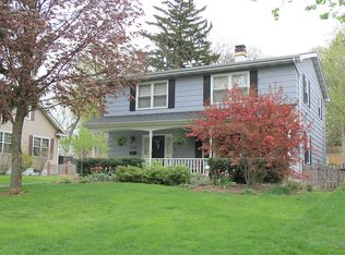 1113 Webster Ave, Wheaton, IL 60187