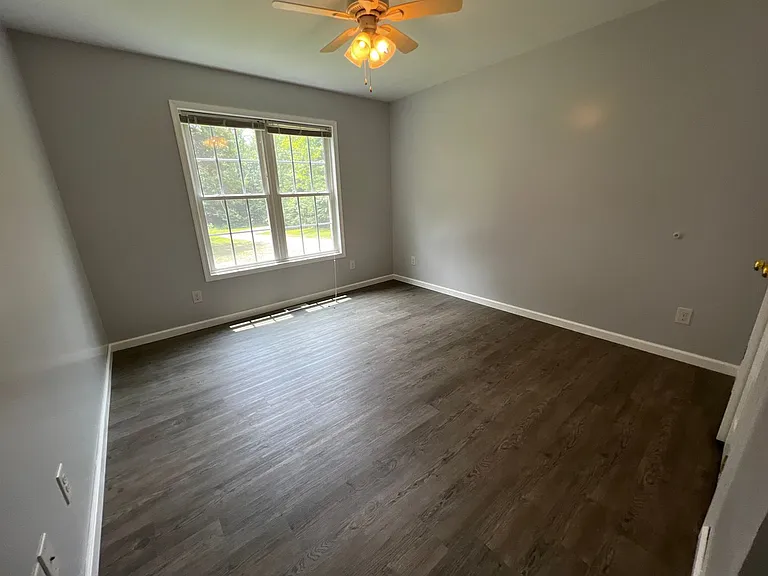 596 Landing Rd — Photo 16