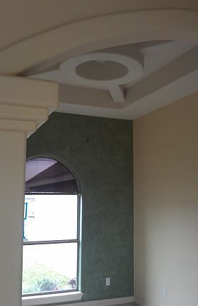 2nd image of 516 E Arapaho Ave