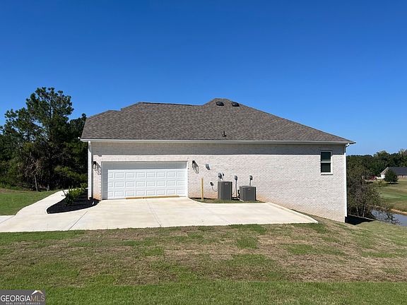 2nd image of 367 Eagle Ridge Dr Lot 11