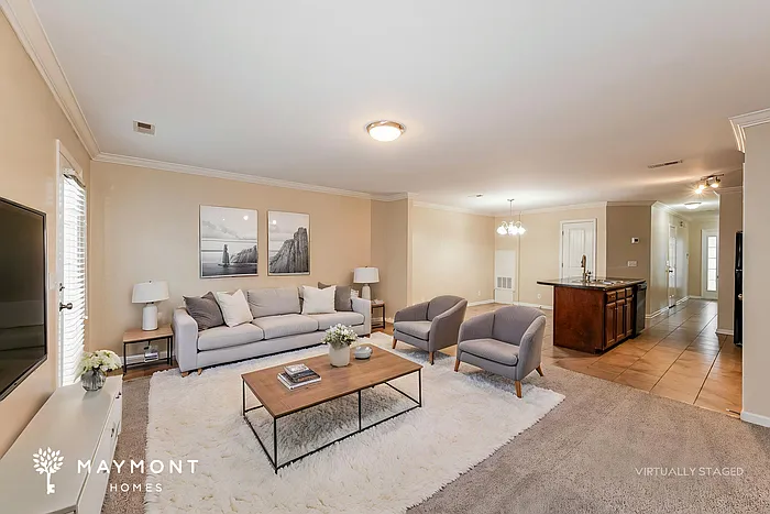 410 Wichita Dr — Photo 5