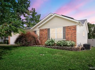 104 Maywood Ct, Saint Peters, MO 63376