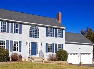9 Penny Ln, Bellingham, MA 02019