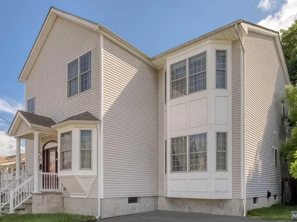 10-21 6th St, Fair Lawn, NJ 07410
