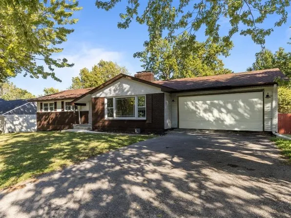 5805 Laurel Ave, Raytown, MO 64133