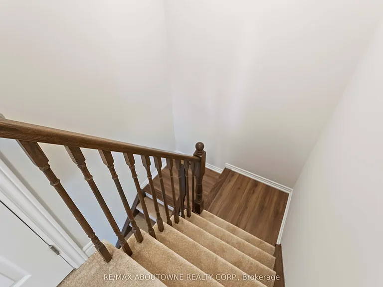 219 Dundas St E #27 — Photo 19