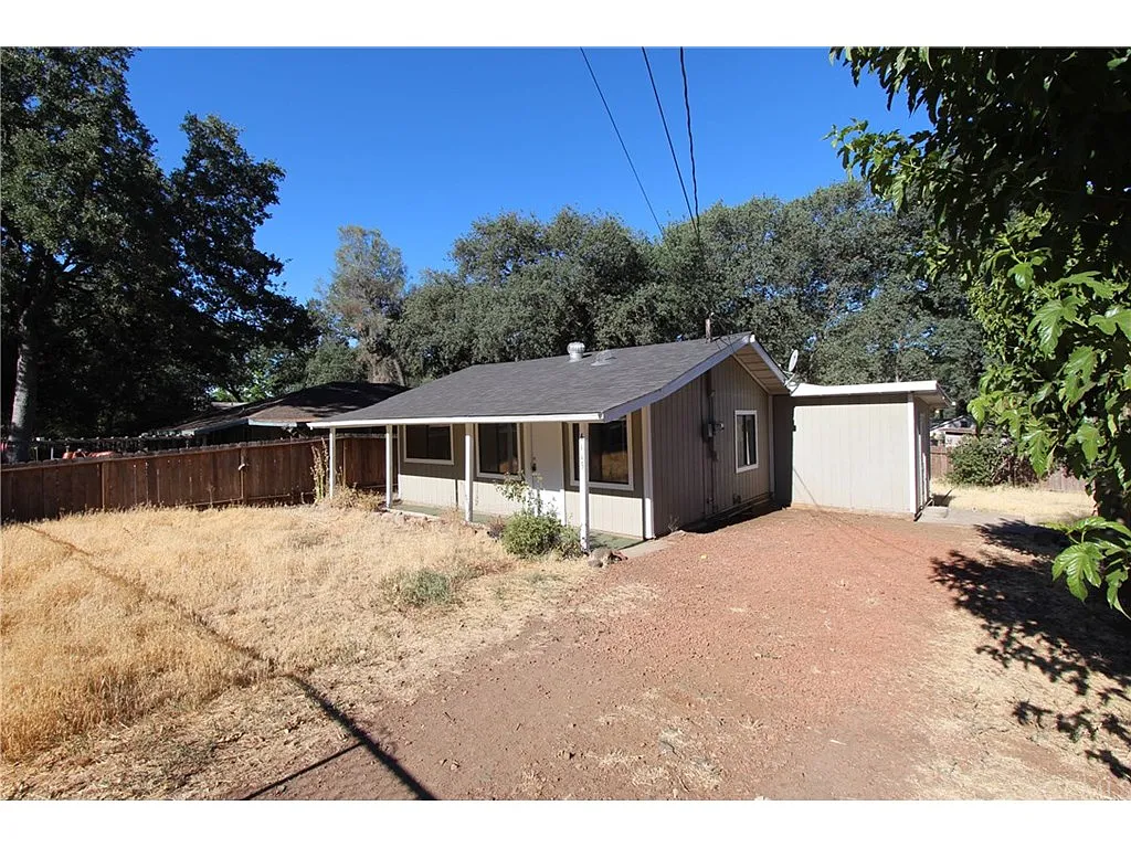 4115 Lasky Ave photo 1