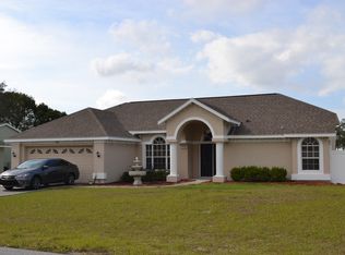 1041 Stratton Ave, Spring Hill, FL 34609