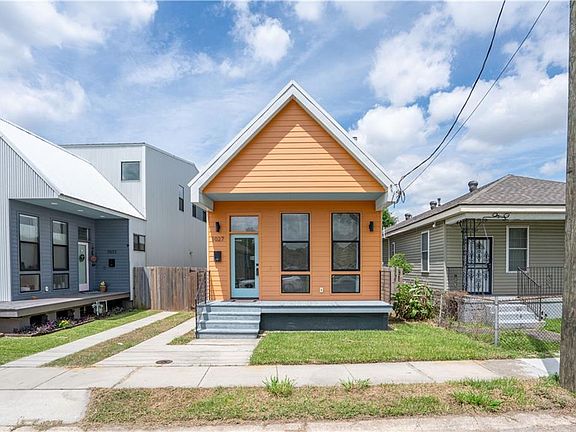 2nd image of 1027 Verret St