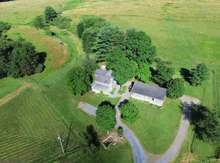 965 Dreamweaver Ln, Crystal Spring, PA 15536