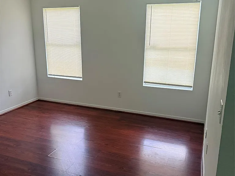 2126 Hadden Hollow Dr — Photo 9