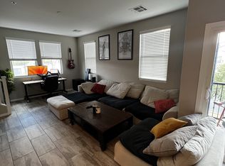 2305 E Huntington Dr, Phoenix, AZ 85040