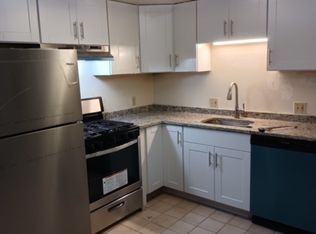 478 Riverside Dr #10, Lawrence, MA 01841