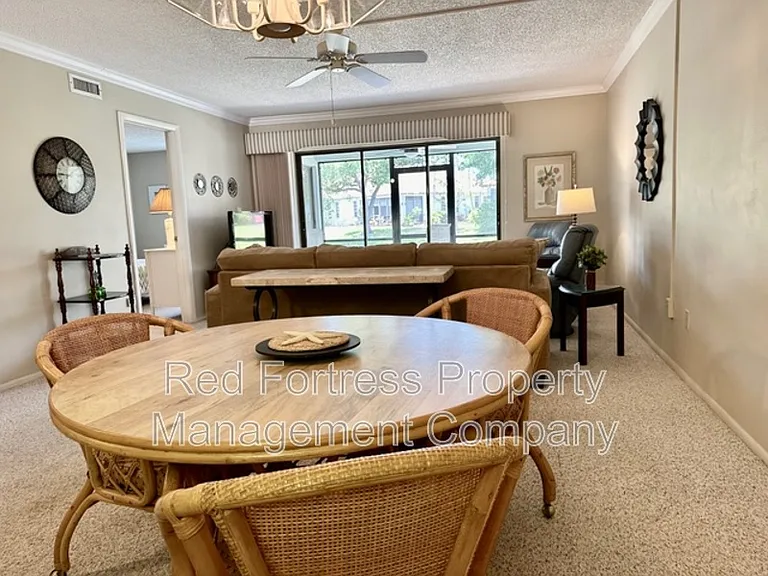 7113 Quail Run Ct W #W9 — Photo 16