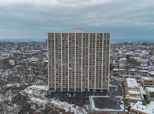 250 Gorge Rd APT 8J, Cliffside Park, NJ 07010