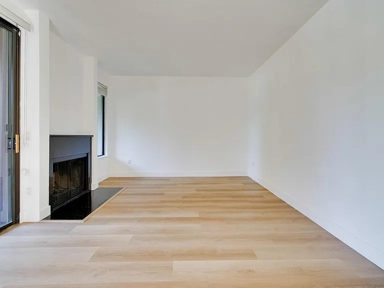 928 Wright Ave #303 — Photo 20