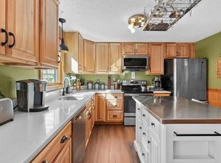 31 Warwick Way, Mashpee, MA 02649